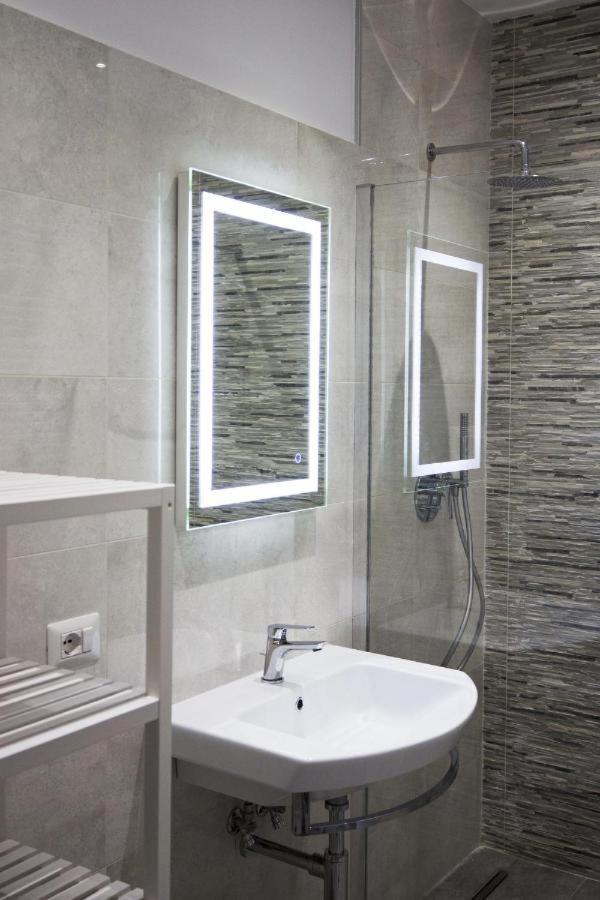 Апартаменты Rosa'S House Rome Airport Фьюмичино Экстерьер фото